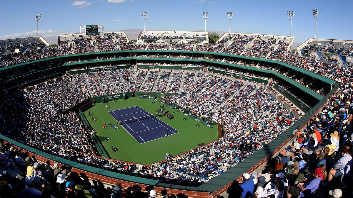 Zdjęcie okładkowe artykułu: Getty Images / Matthew Stockman / Na zdjęciu: kort centralny w Indian Wells