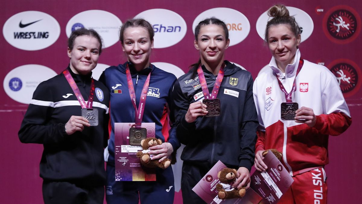 medalistki ME 2024 w zapsach w kat 55 kg - pierwsza z prawej Roksana Zasina 