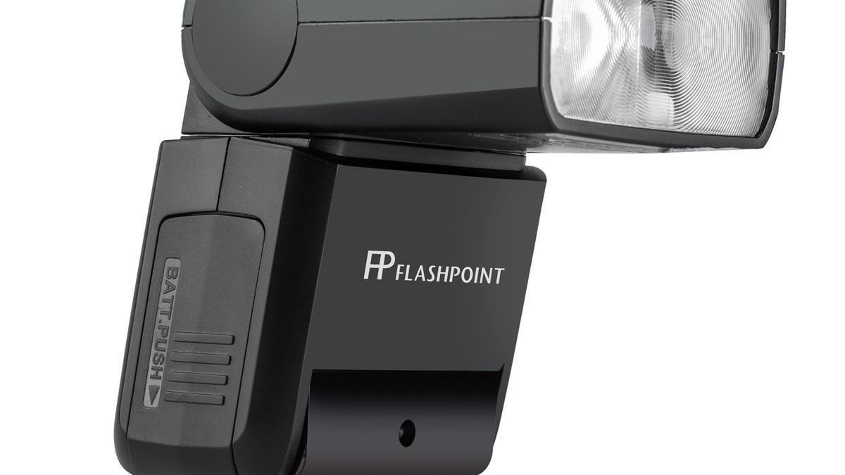 Godox wspiera nowe systemy Mikro 4/3 oraz Fujifilm X 1