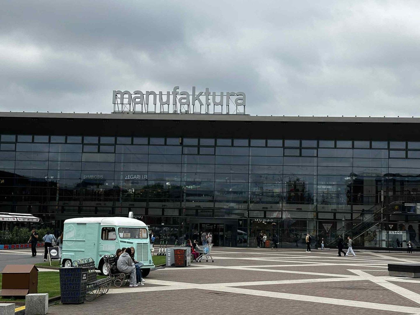 plaza manufaktura