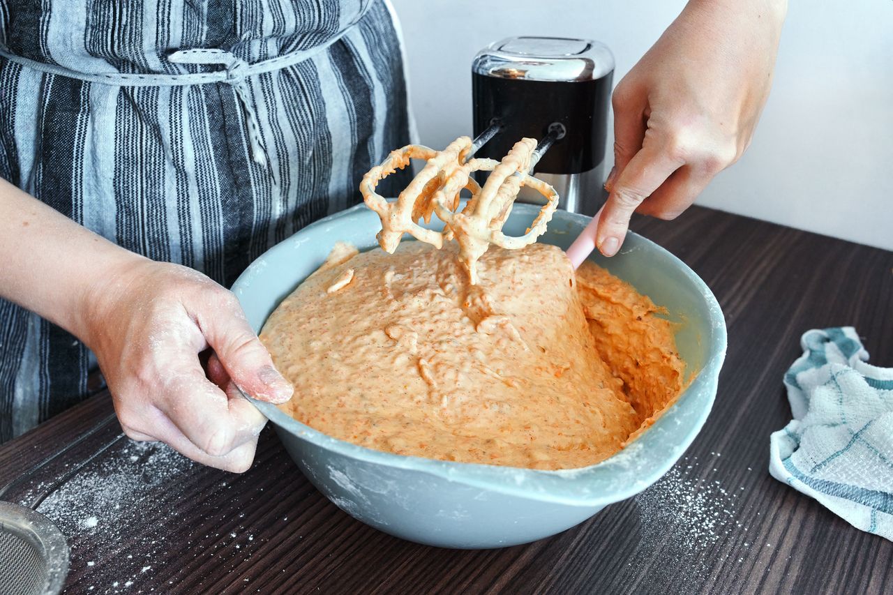To ciasto zawiera warzywo, a i tak znika szybciej niż brownie. Zrobisz je w 2 minuty
