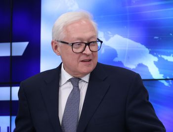 Riabkow w Pekinie: Rosja gotowa na świat bez kontroli zbrojeń nuklearnych