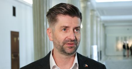 Koniec pieniędzy dla księży? "Ta chciwość musi zostać ukrócona"