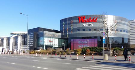 Napad w galerii handlowej. Przestępcy okradli sklep jubilerski