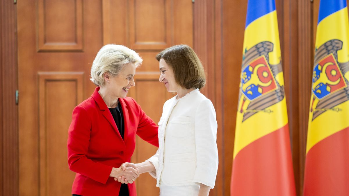 Przewodnicząca Ursula von der Leyen i prezydent Mołdawii Maia Sandu