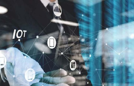 Połączenia eSIM IoT z szybszym wzrostem niż karty eSIM w smartfonach. Rynek napędzi nowy standard eIM