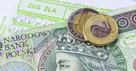 ZUS podał dane dotyczące zwolnień lekarskich. Rekordowy wzrost