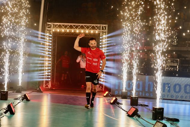 Bartosz Zmarzlik podczas prezentacji uczestników wydarzenia (fot. Grzegorz Misiak, materiały prasowe)