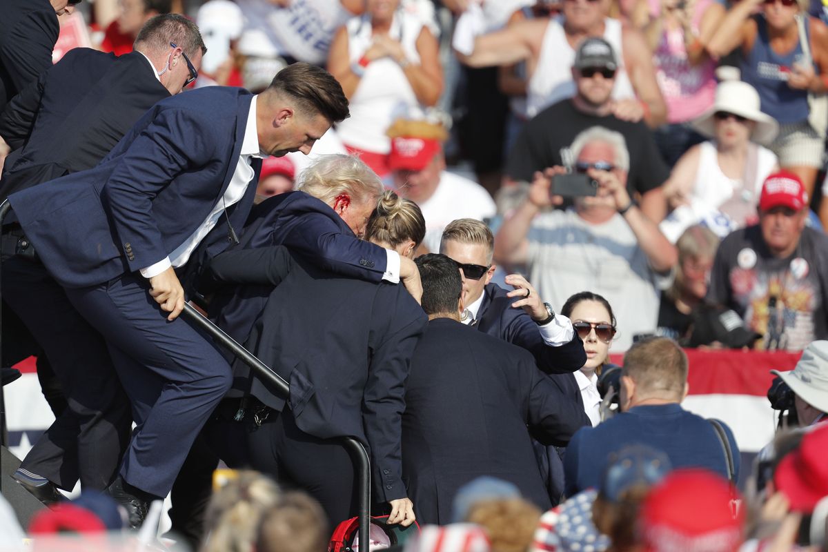 robert fico, Donald Trump, próba zamachu Premier Fico mówi o scenariuszu ze Słowacji. Wymienia winnych