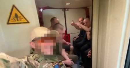 Wyrwali ich z niewoli i pokazali film. Radość w oczach Ukraińców