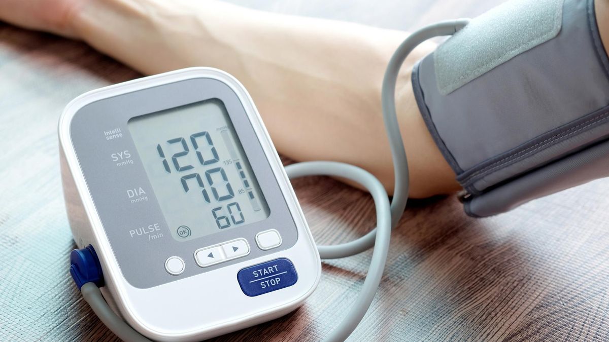 Skoki wartości ciśnienia tętniczego mogą być bardzo dokuczliwym objawem
