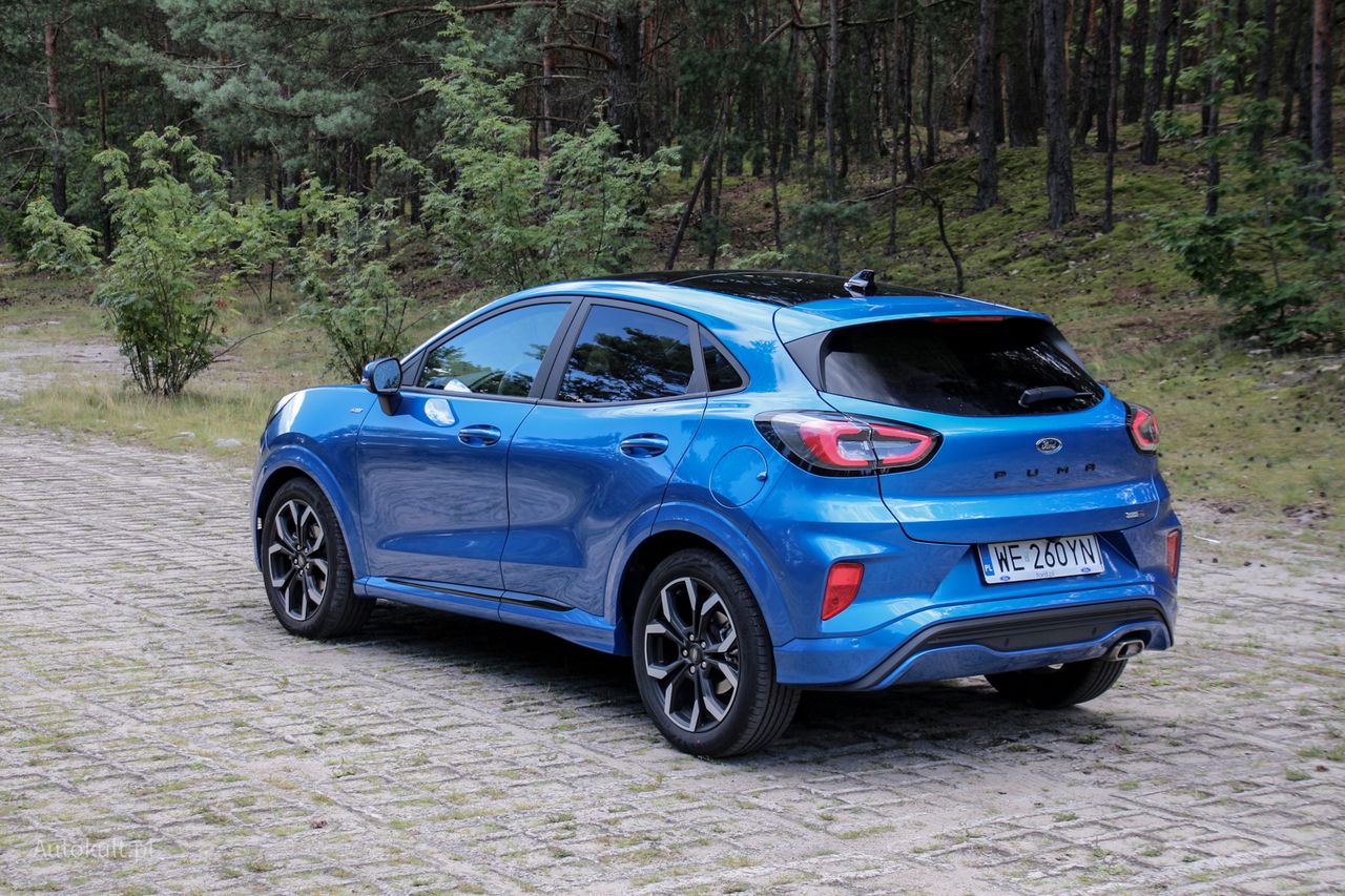 Z każdej strony Ford Puma wygląda bardzo zgrabnie