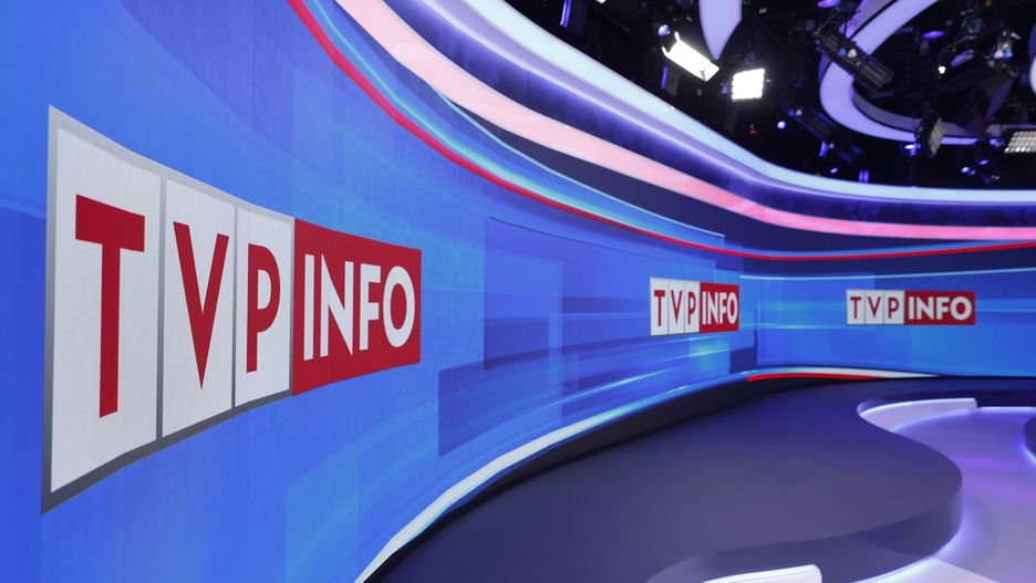 październik 2018, TVP Info - sesja prezenterów w nowym studiu, ZAKAZ PUBLIKACJI W NEGATYWNYM KONTEKSCIE