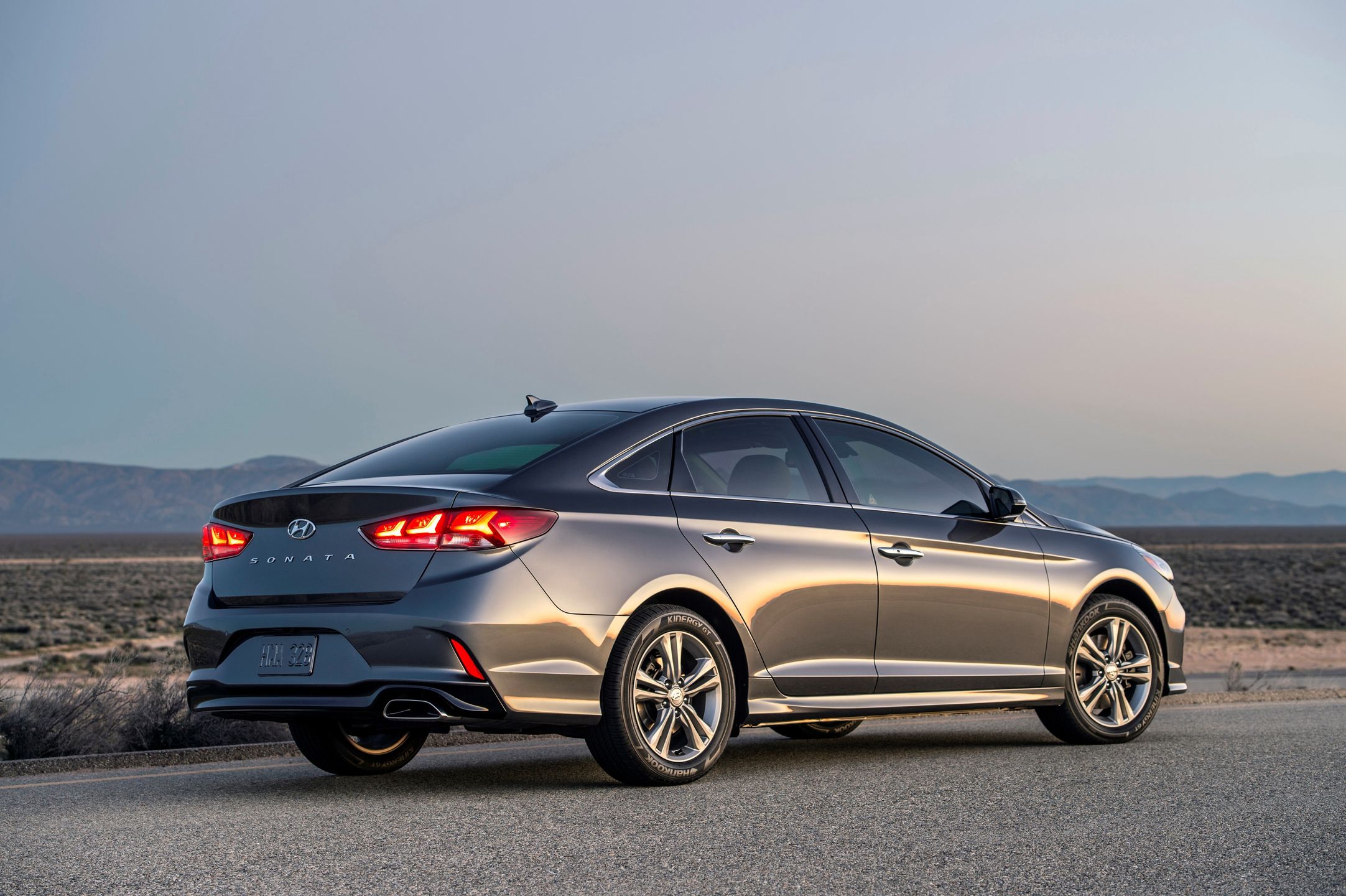 Hyundai Sonata 2