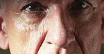 Ben Kingsley w domu lalki