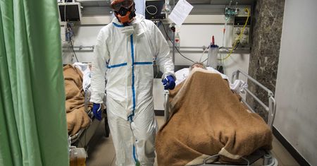 Koronawirus. Włochy wciąż walczą. Pół tysiąca zgonów