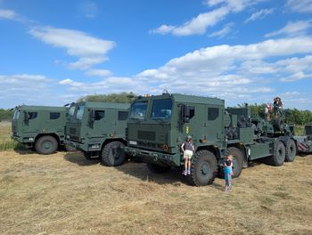 Piknik militarny w Kaliszu. Sprzęt wojskowy w akcji i od kuchni