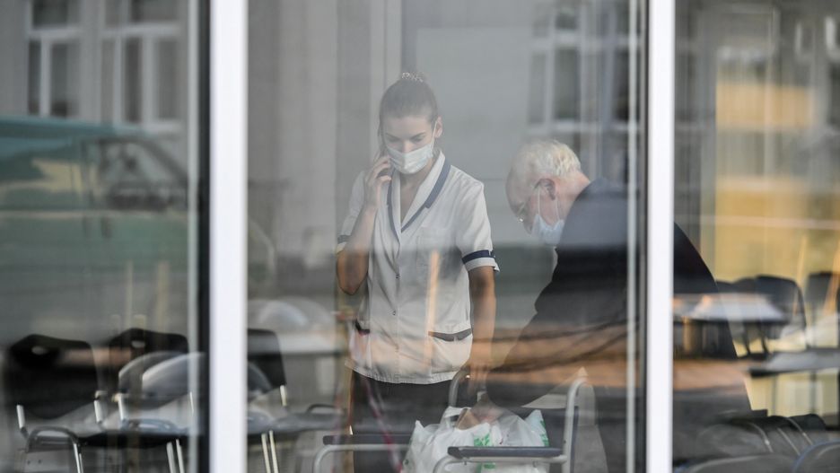 Koronawirus w Polsce. Wrocław i Dolny Śląsk. Poniżej 20 tys. zakażeń. Za to dolnośląskie znów w czubie