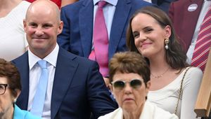 Po śmierci żony wziął drugi ślub. Potężna różnica wieku