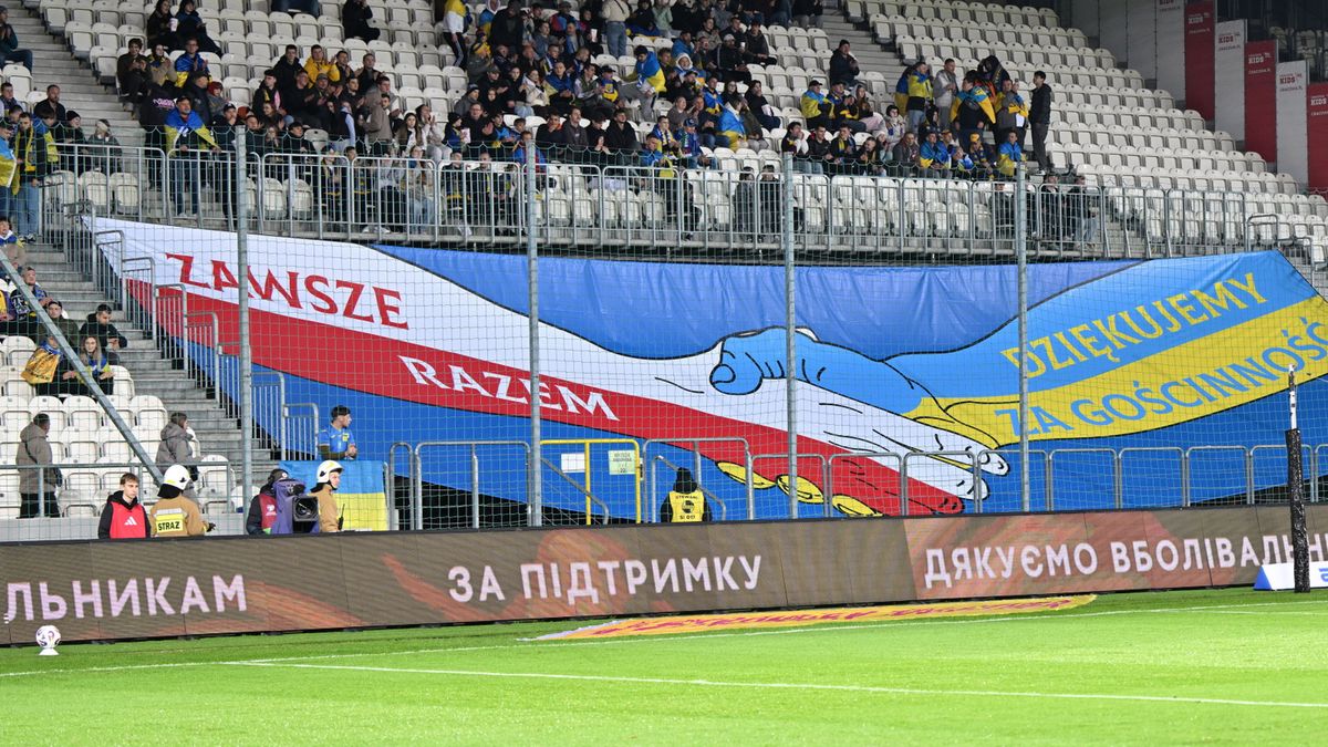 PAP / Art Service / Na zdjęciu: oprawa na meczu Ukraina - Azerbejdżan