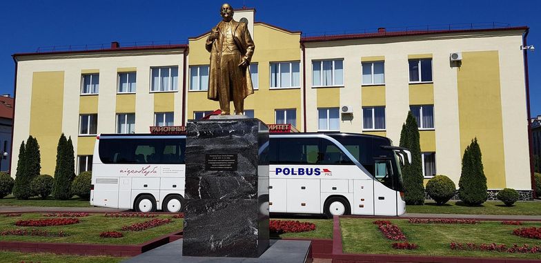 100-lecie niepodległości z autobusami i Leninem na Białorusi. Absurdalne zaproszenie od ministerstwa infrastruktury