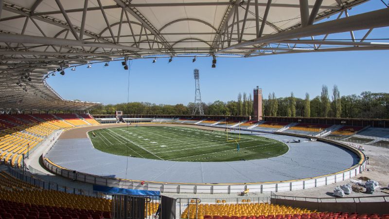 folia ochronna na Stadionie Olimpijskim we Wrocławiu