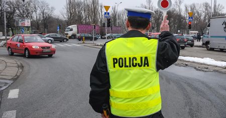 Yanosik GTm - nowe urządzenie, które ma pomóc kierowcom