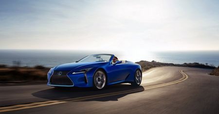 Lexus LC 500 Convertible wyceniony w Polsce. Wersja bez dachu jest sporo droższa od coupe