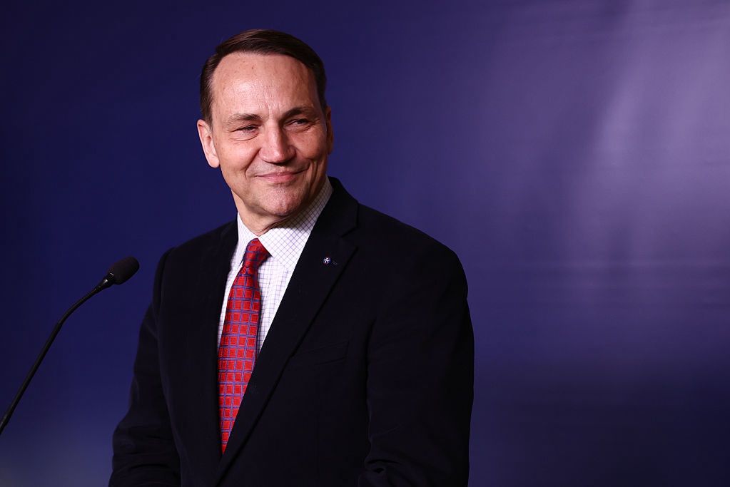 Sikorski unijnym komisarzem? Miał "na tacy" oferowane