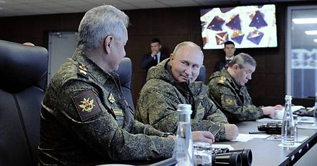 Putin wspomniał o Bałtyku. Wcześniej osobiście nadzorował ćwiczenia