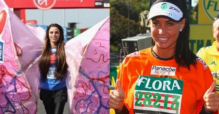 Katie Price zrezygnowała z maratonu zorganizowanego dla jej mamy: "Siedziała uśmiechnięta w kawiarni"