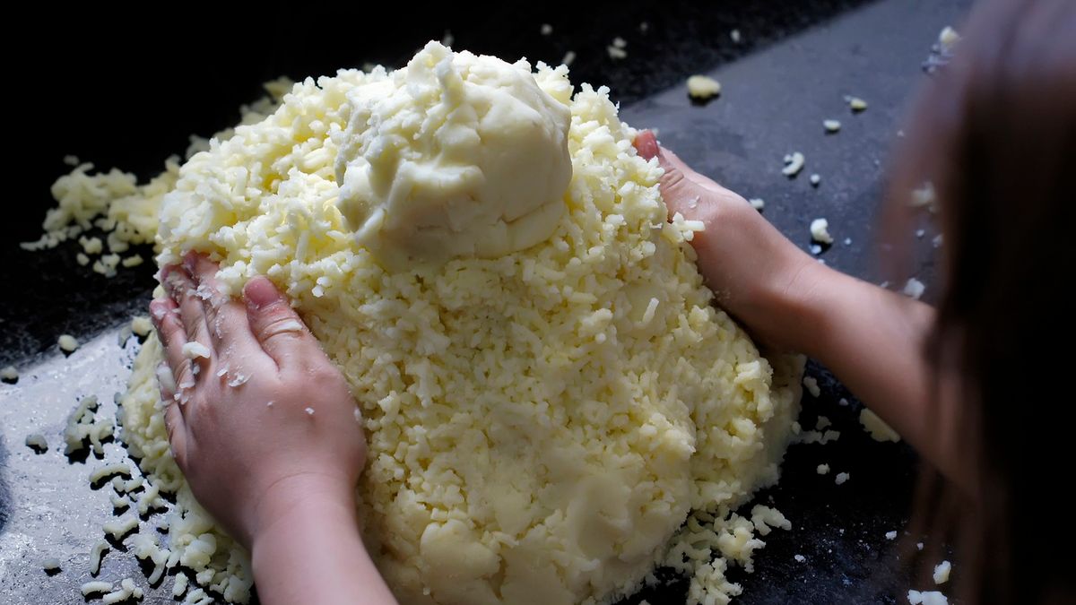 Unikaj tych produktów, by obniżyć poziom trójglicerydów. Zadbaj o serce i odetkaj żyły