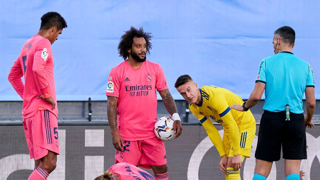 Getty Images / Diego Souto/Quality Sport Images / W meczu z Cadiz CF Sergio Ramos doznał kontuzji