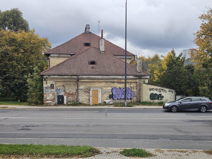 Drogowcy wejdą na ul. Turystyczną. Miasto szuka firmy, która ułoży nowy asfalt