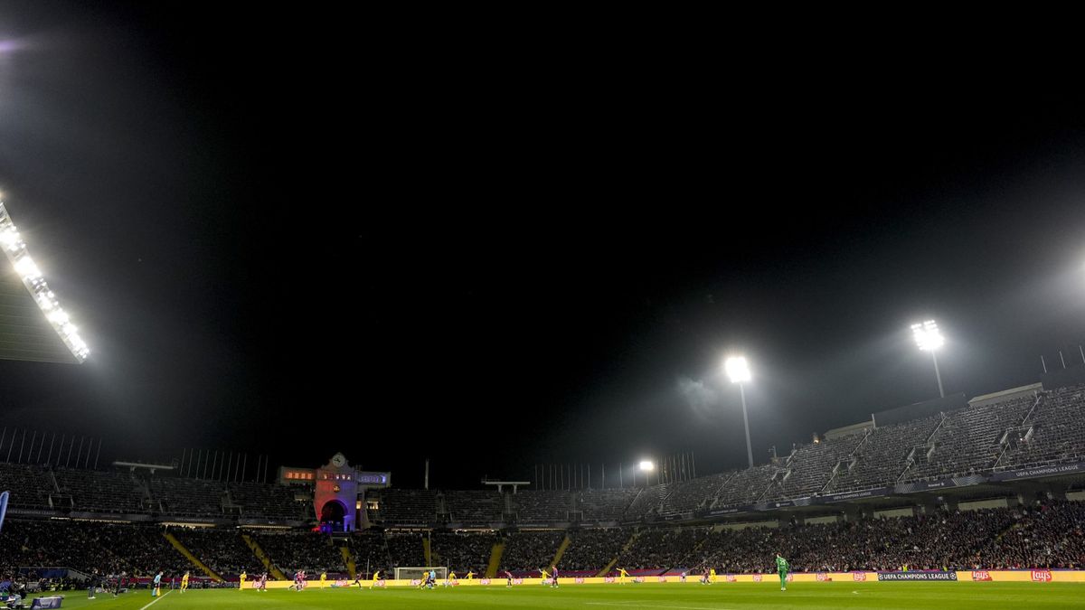 Getty Images / Alexandre Simoes/Borussia Dortmund / Na zdjęciu: stadion Olimpic Lluis Companys