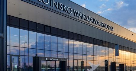 Lotnisko wciąż zawodzi. Zamykają biznesy wokół obiektu
