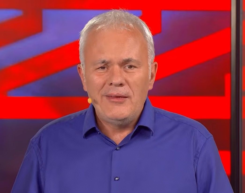 Mazurek powtórzył w Kanale Zero wersję polityków PiS. Szef Urzędu zaprzecza