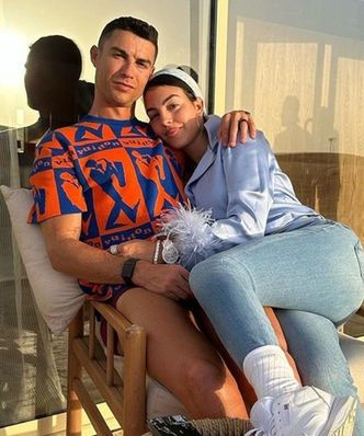 Ukochana Ronaldo zrobiła mu zdjęcie bez koszulki. Ale "kaloryfer"