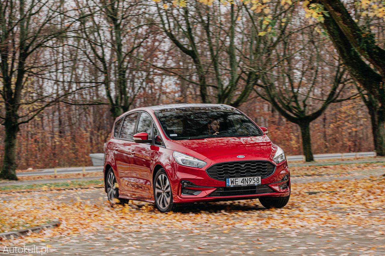 Ford S-Max 2.5 Hybrid ST-Line (2021)