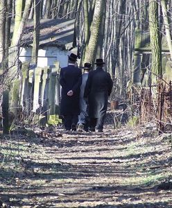 Spacer po Cmentarzu Żydowskim