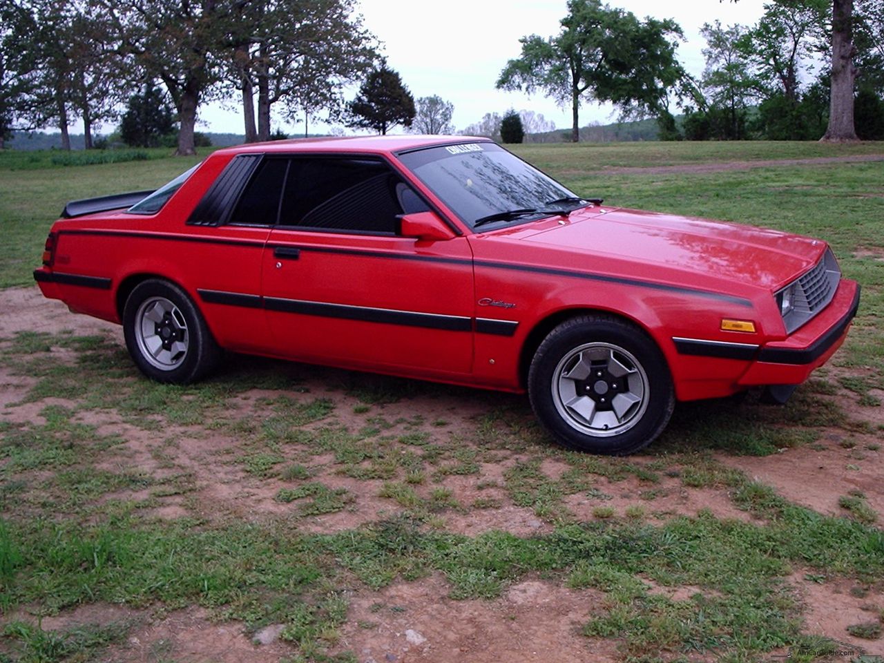 1982 Dodge Challenger (fot. amcarguide.com)