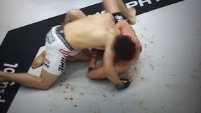 Fame MMA 10. Marcin Dubiel lepszy od Cezarego Nykiela w walce influencerów