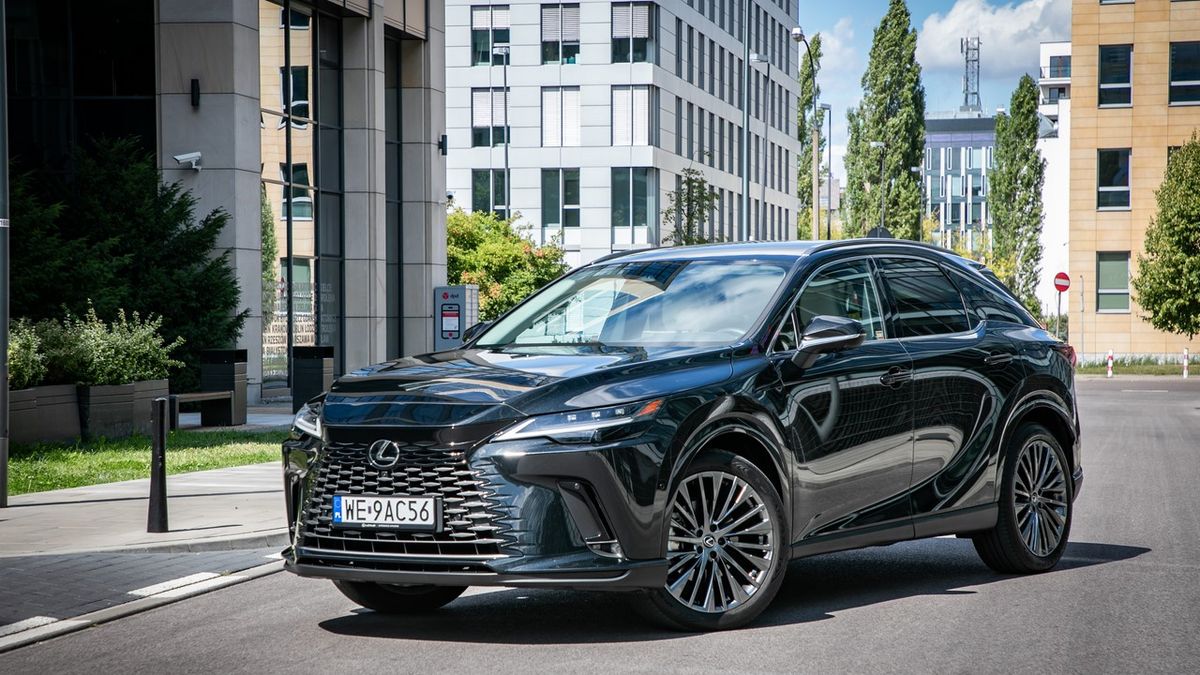 Lexus RX450+ to luksus i wydajność