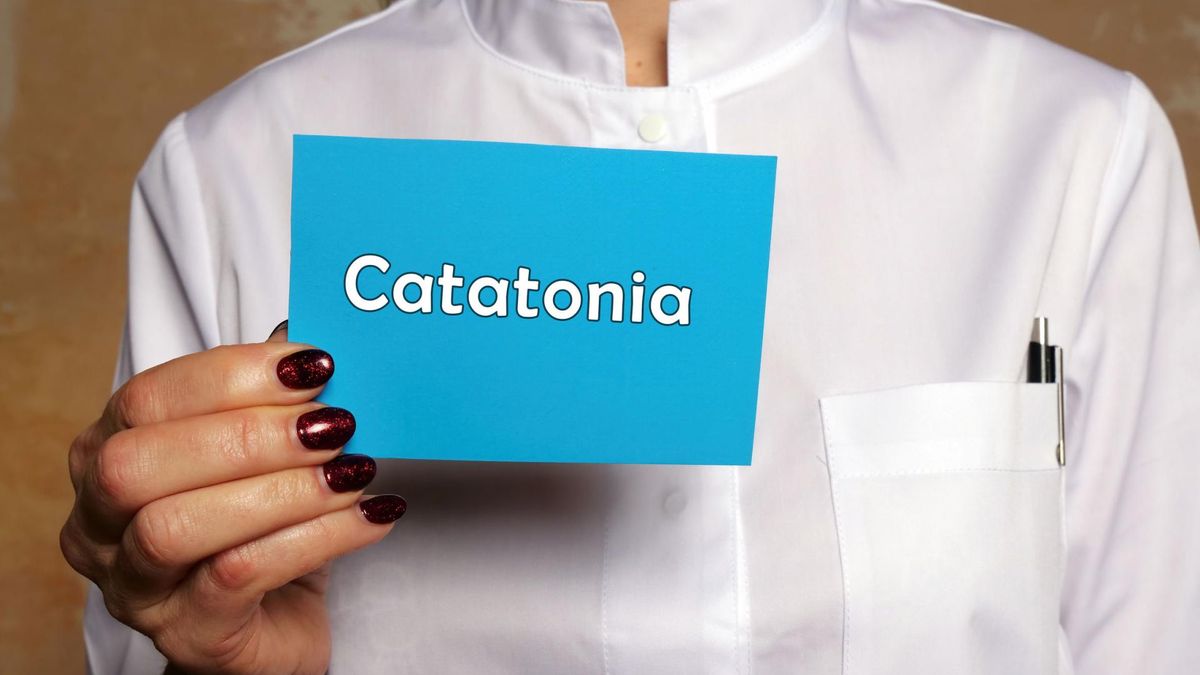 Katatonia oznacza wzrost spoczynkowego napięcia mięśni, zanikającego podczas wykonywania ruchów biernych lub czynnych.