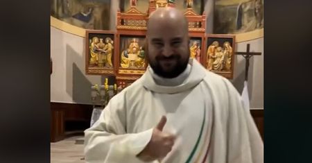 Zakpił z kapłana. "Chłop zgaszony jak kadzidło"