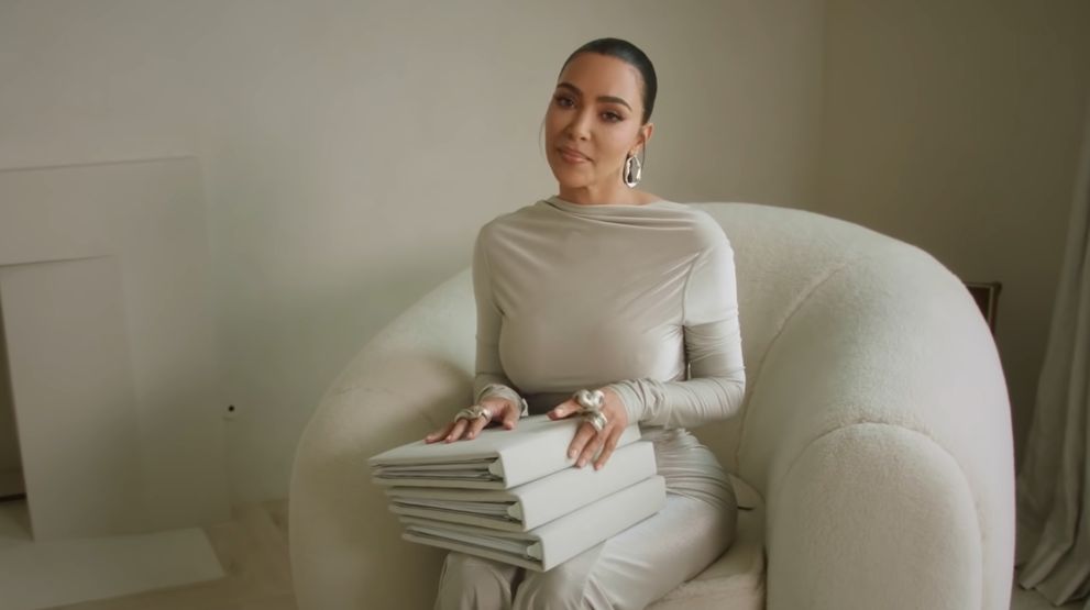Kim Kardashian oprowadza po swojej willi