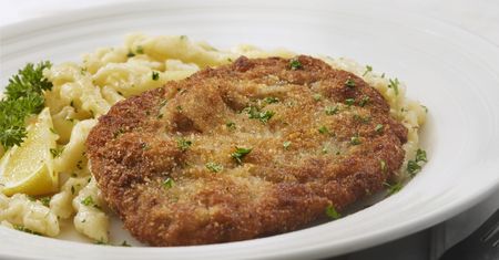 Kotlet schabowy inaczej. Na Łotwie robią go według tego przepisu