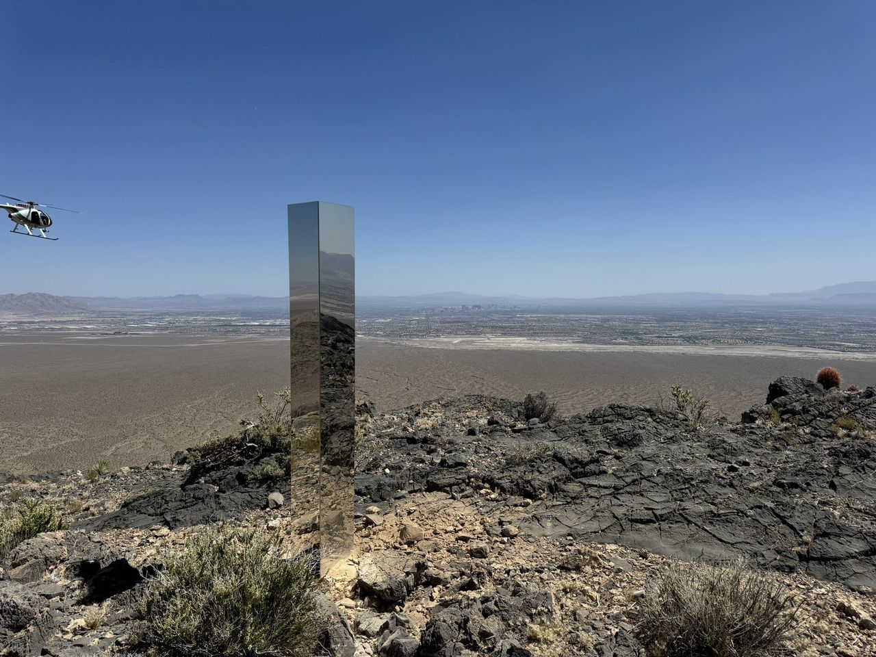 Shiny monolith discovered near Las Vegas sparks wild speculation