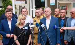 Siemoniak w Ząbkach: "Niczego nie wykluczamy"