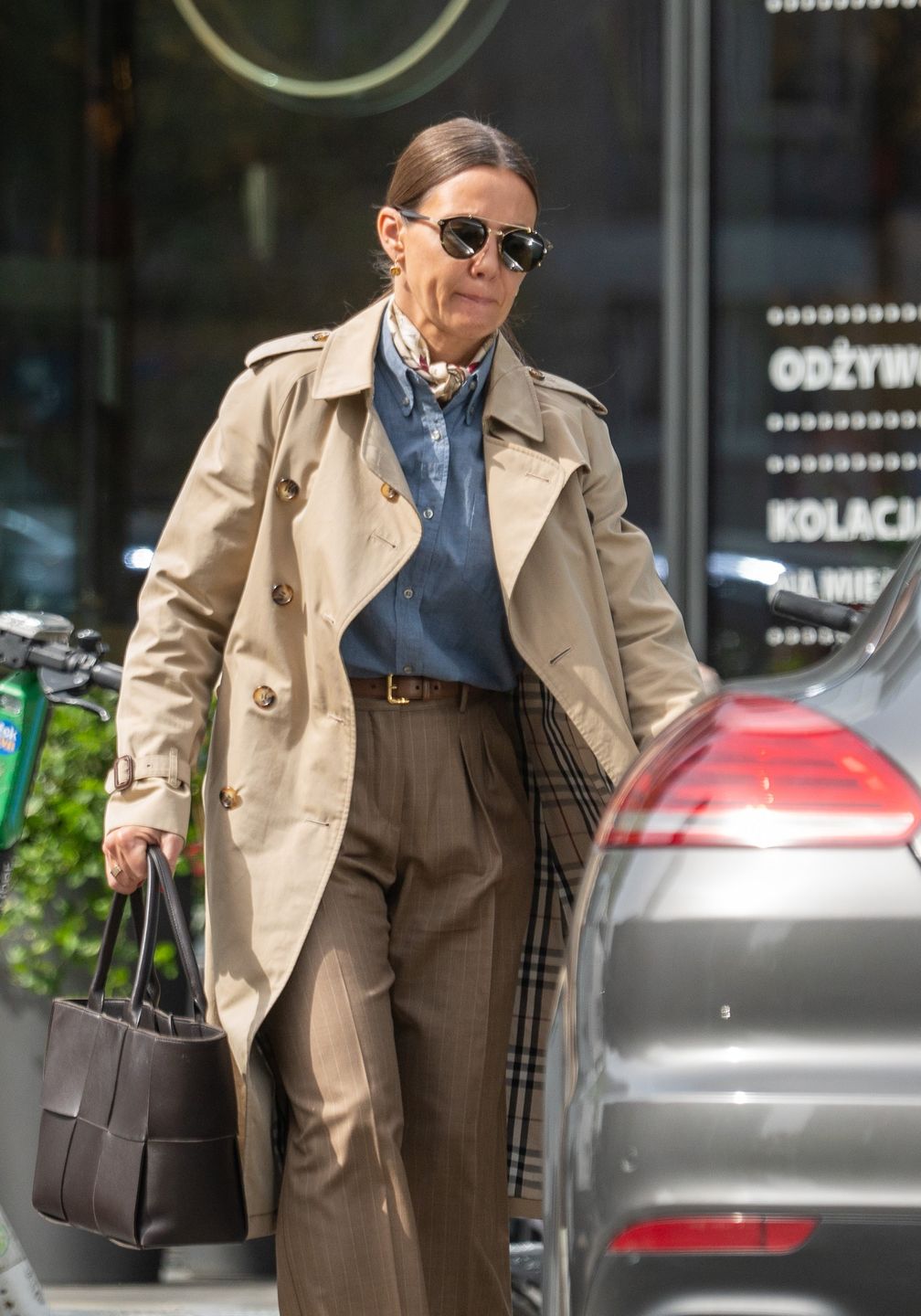 Kinga Rusin maszeruje z torebką za 12 tysięcy złotych